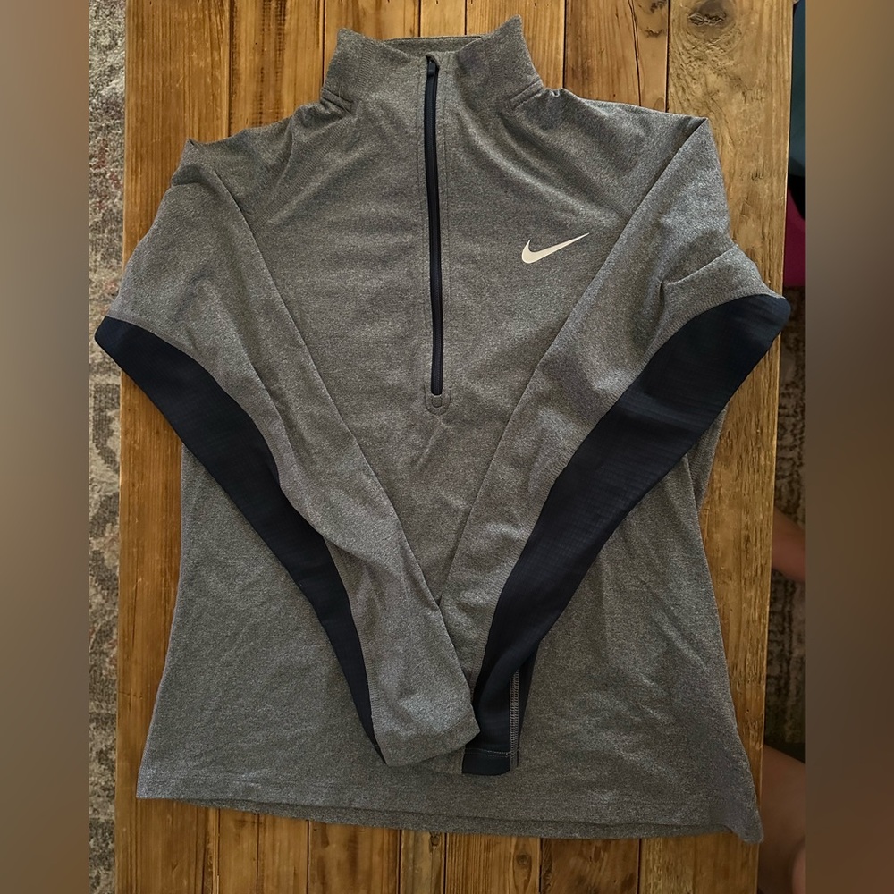 Nike Dri-Fit long sleeve half zip. size M.